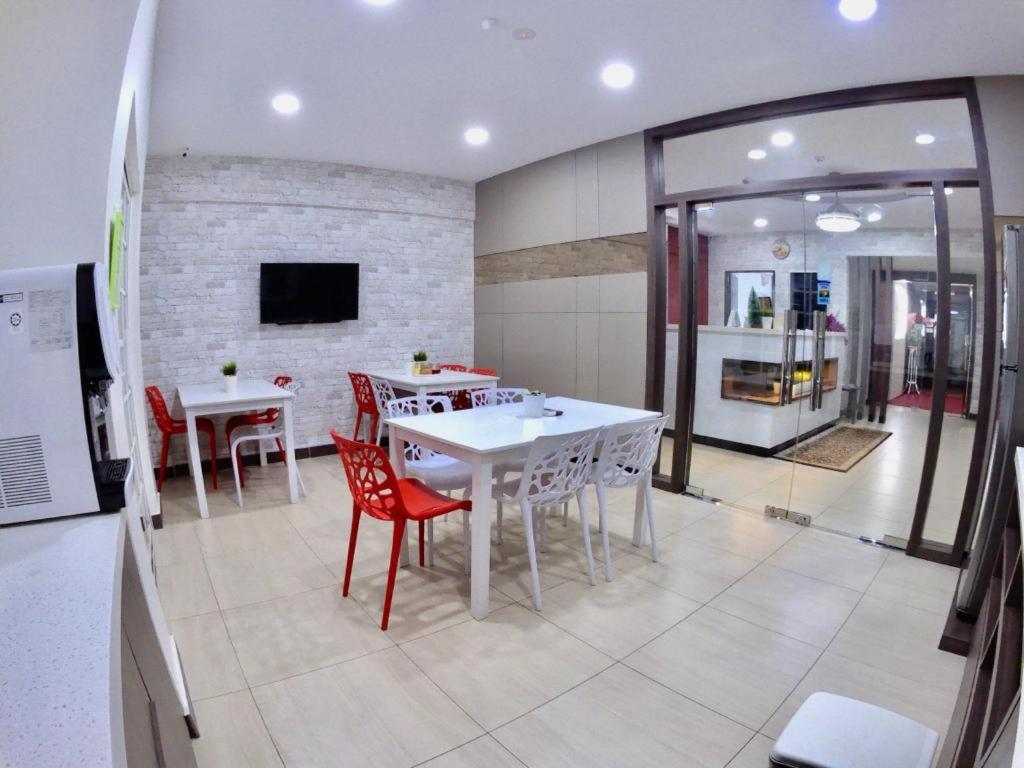 Beryll Inn Cyberjaya Hotel Zewnętrze zdjęcie